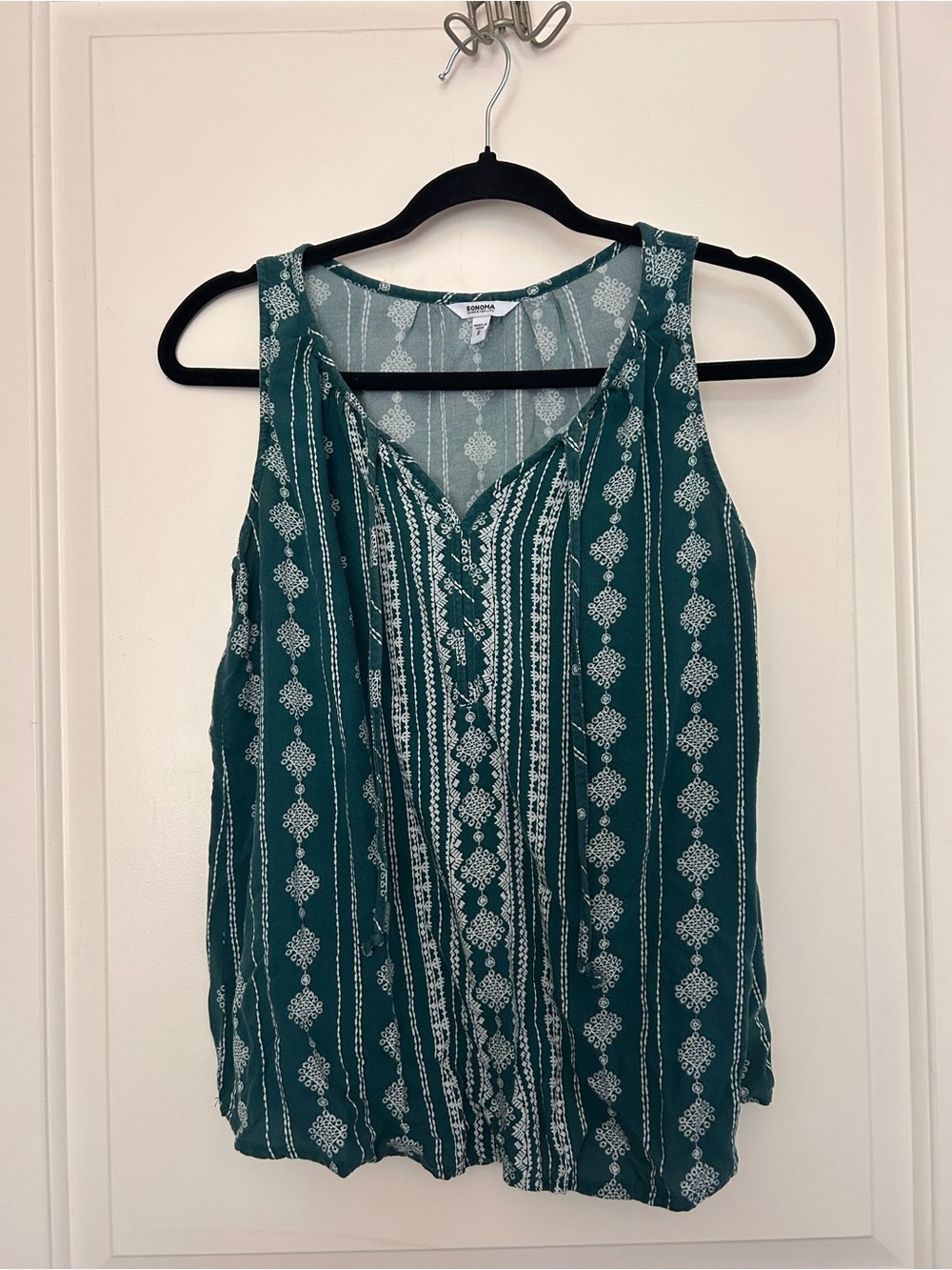 Sonoma Teal Patterned V-Neck Sleeveless Camisole